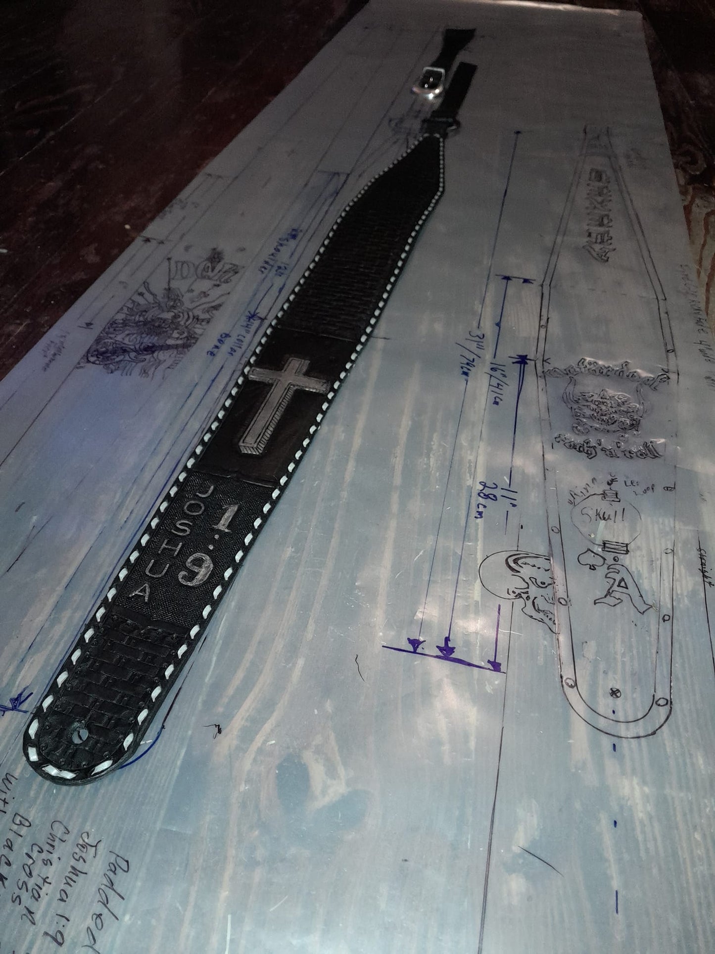 Padded guitar strap