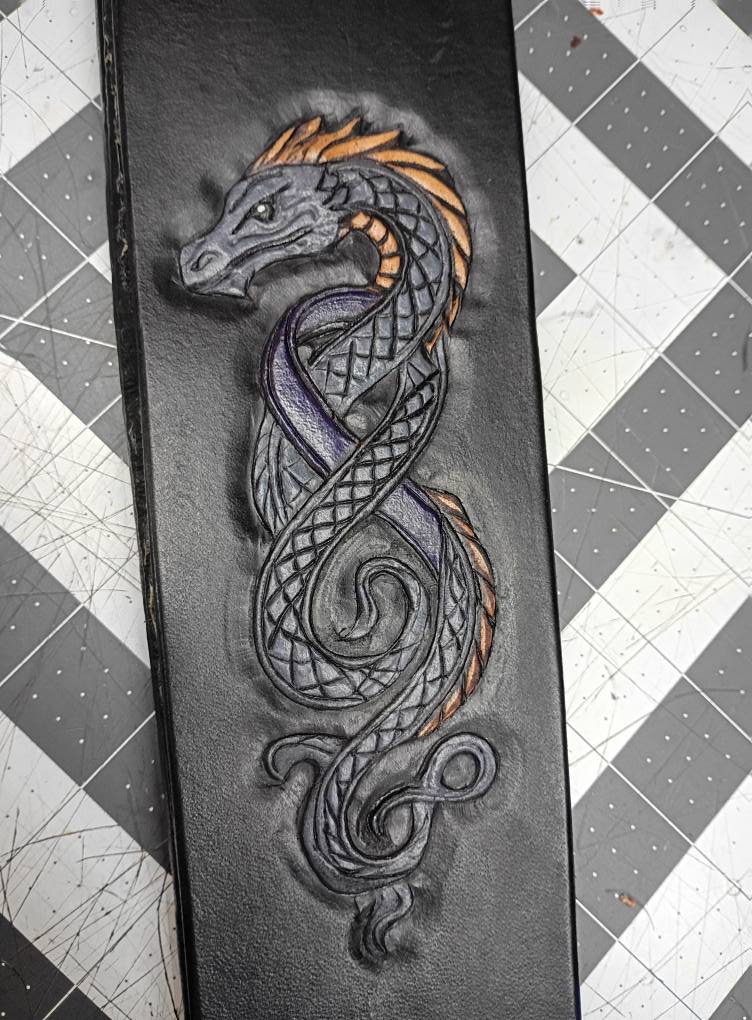 Padded, Adjustable Leather Guitar / Bass / Instrument strap.