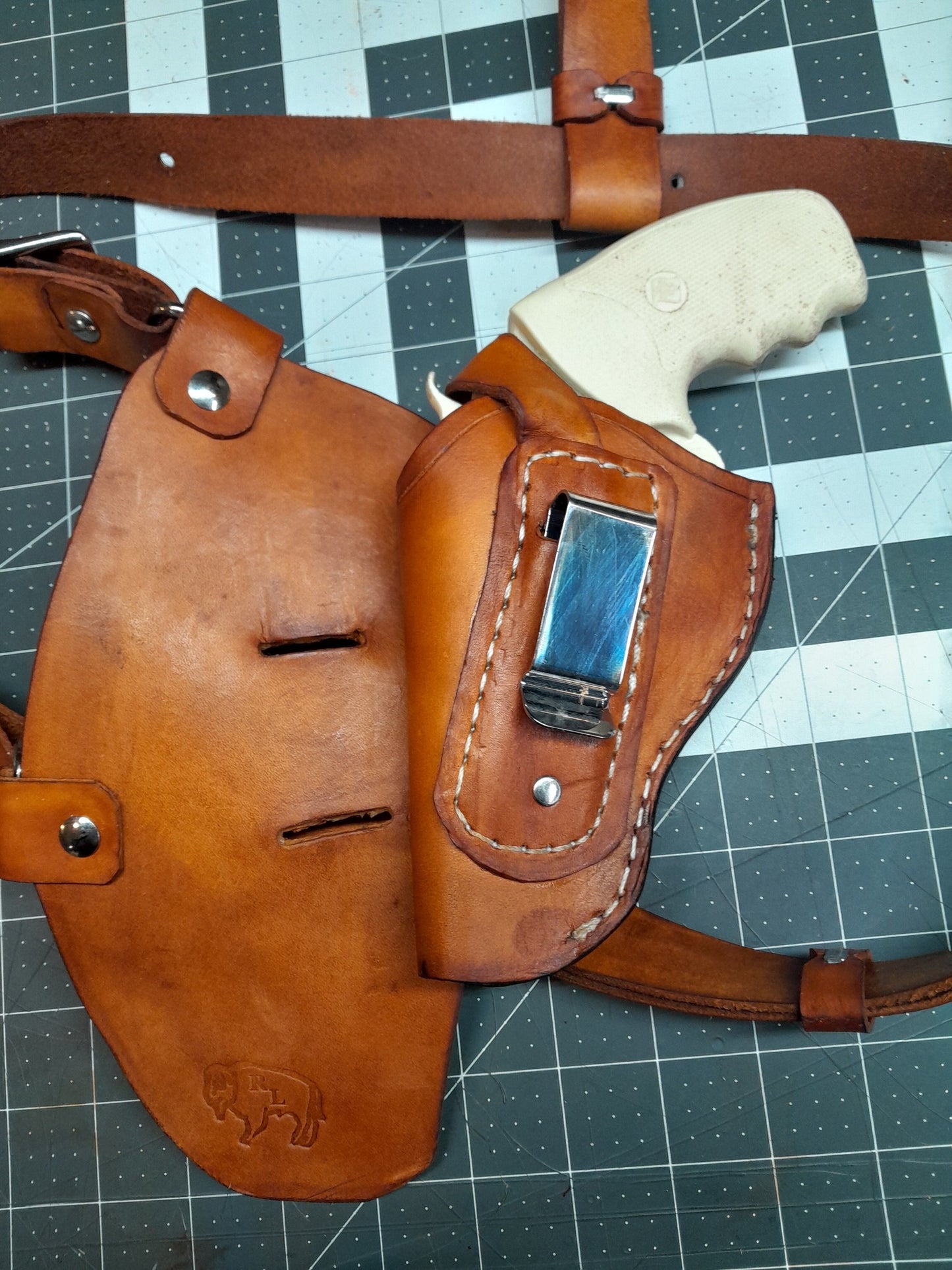 Chest Holster .38 Charter arms