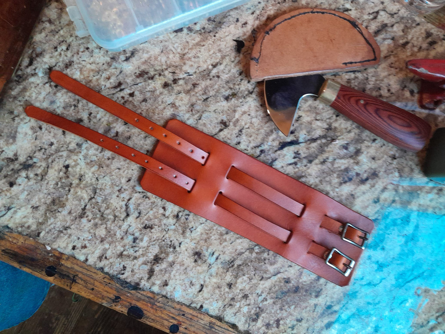 Padded, Adjustable Leather Guitar / Bass / Instrument strap.